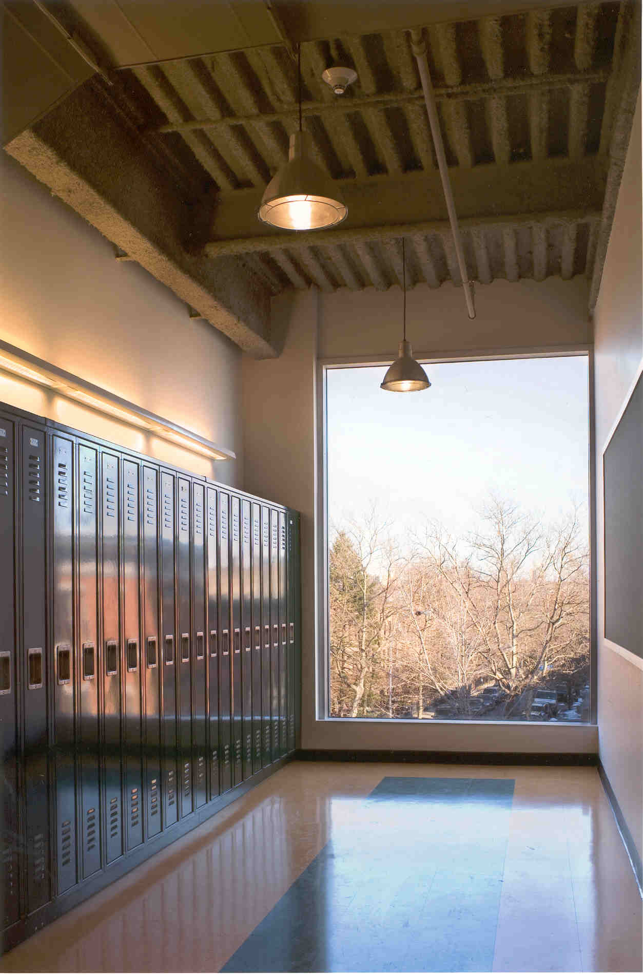 HSCDS Lockers - Horowitz Architects